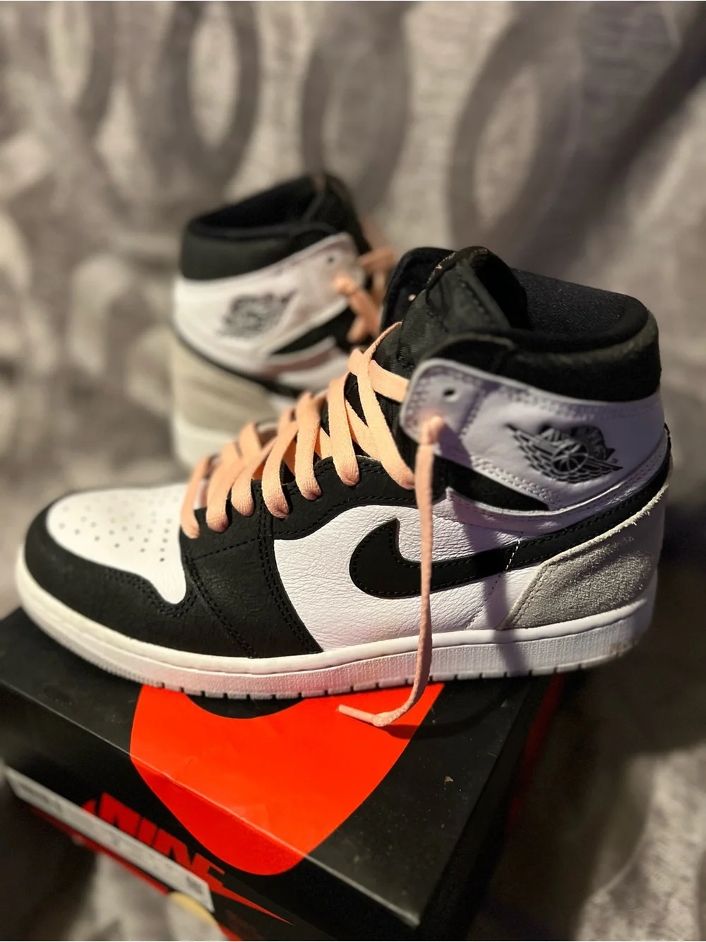 Nike Air Jordan 1 Retro High OG Stage Haze Bleached Coral - Men's Size 9